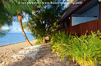 view of the Studio Units at Tianas Beach on Rarotonga