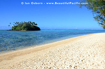 View of Taakoko Island from Muri Beach Rarotonga