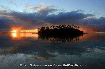 view of Taakoka Island at sunrise from Tianas Beach